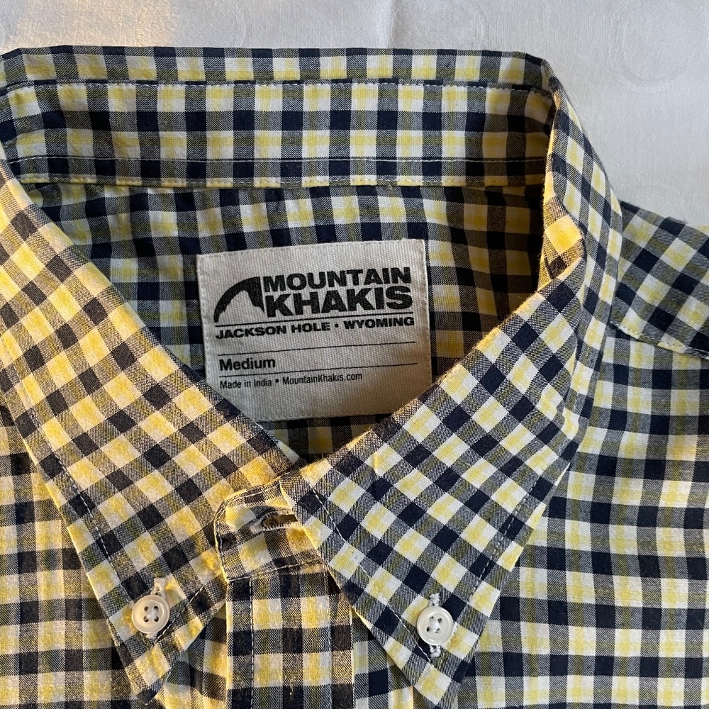 Mountain Khaki Men Button Down Short Sleeve